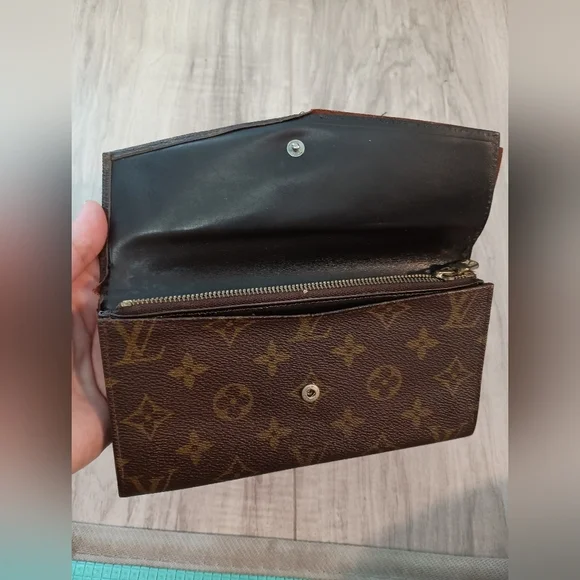 Authentic Louis Vuitton Long Wallet Monogram Vintage - Picture 7 of 13